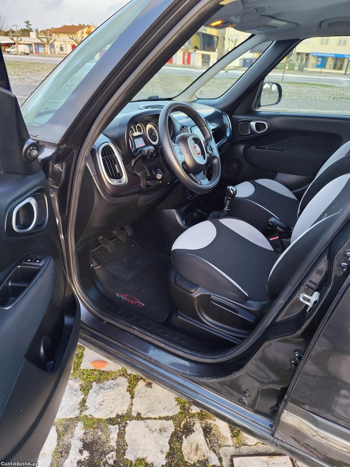 Fiat 500L 1.3 155mil kms — fotografia 4