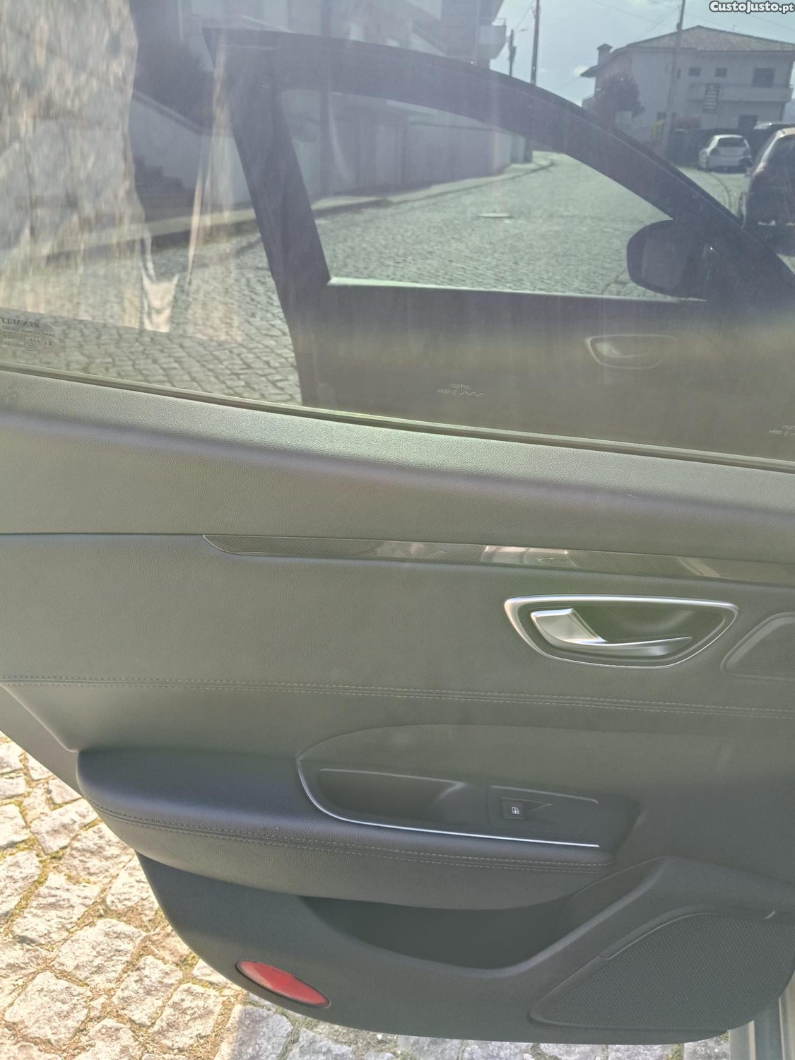 Renault Talisman Initiale Paris — fotografia 4