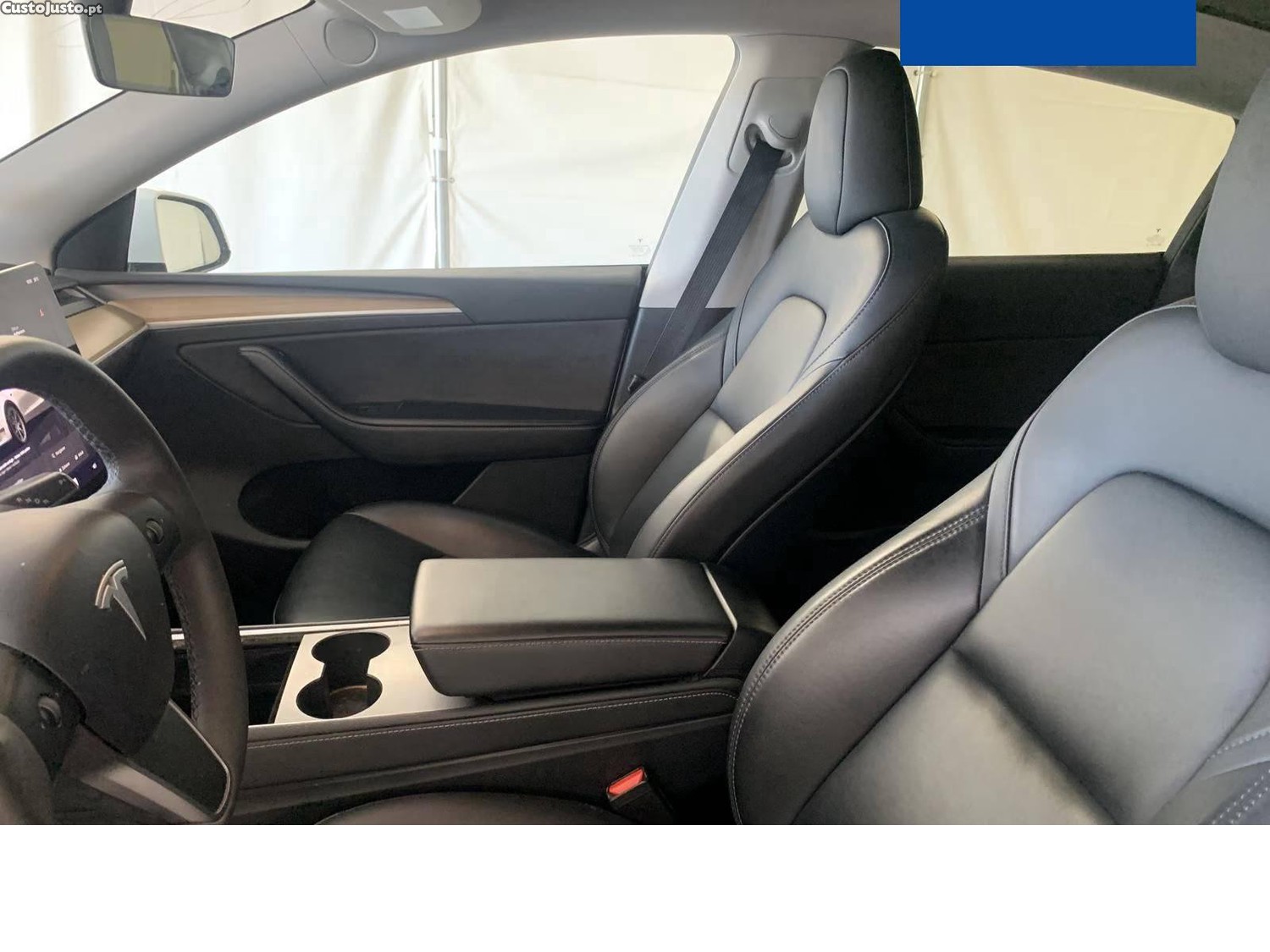 Tesla Model Y Long Range — fotografia 5