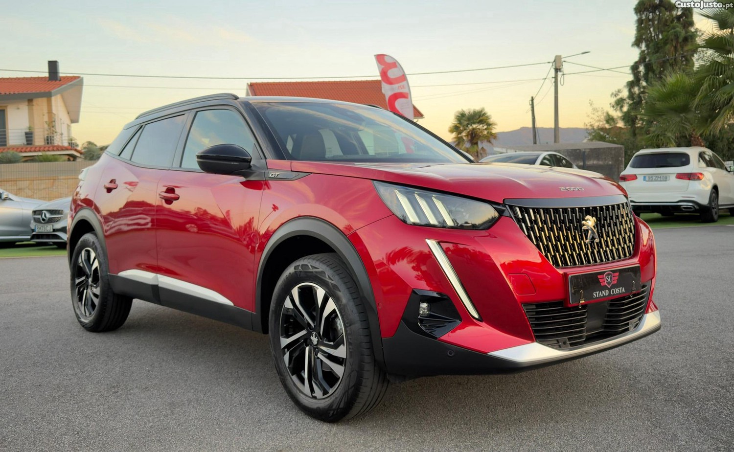 Peugeot 2008 1.2 PureTech GT EAT8 - 22 — photo 2