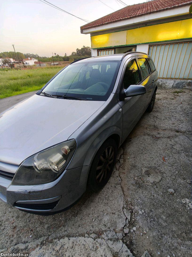 Opel Astra 1.7 CDti 101CV — photo 2
