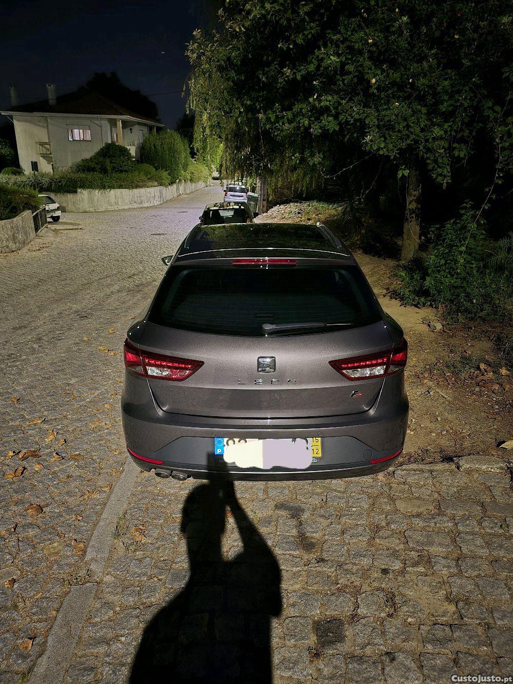 Seat Leon ST FR 2.0 tdi 150cv — photo 2
