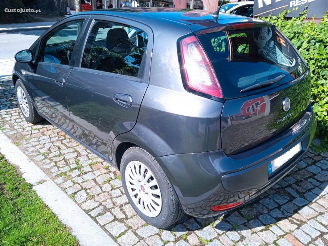 Fiat Punto Evo 1.3 M-Jet Dynamic — fotografia 4