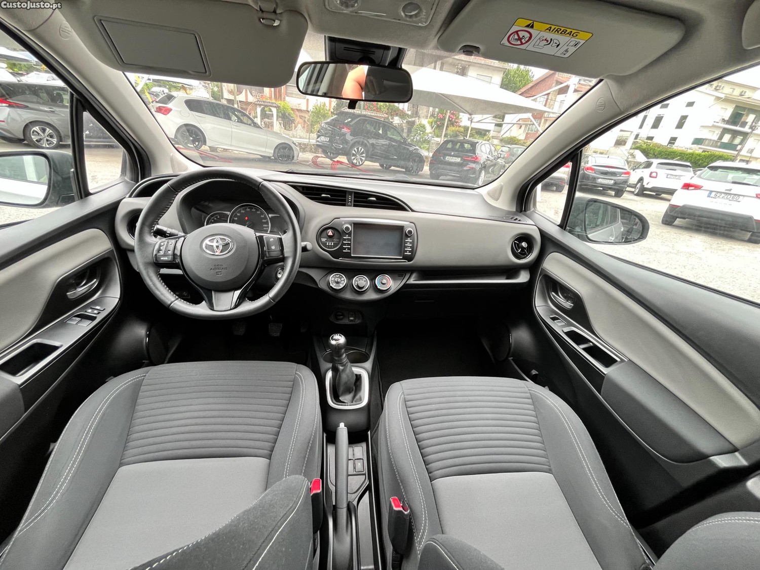 Toyota Yaris 1.0 VVT-i Comfort — fotografia 5
