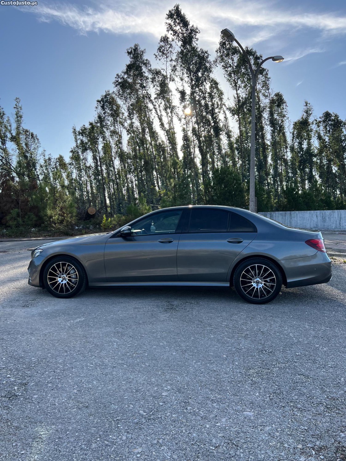 Mercedes-Benz E 220 AMG - 16 — photo 4