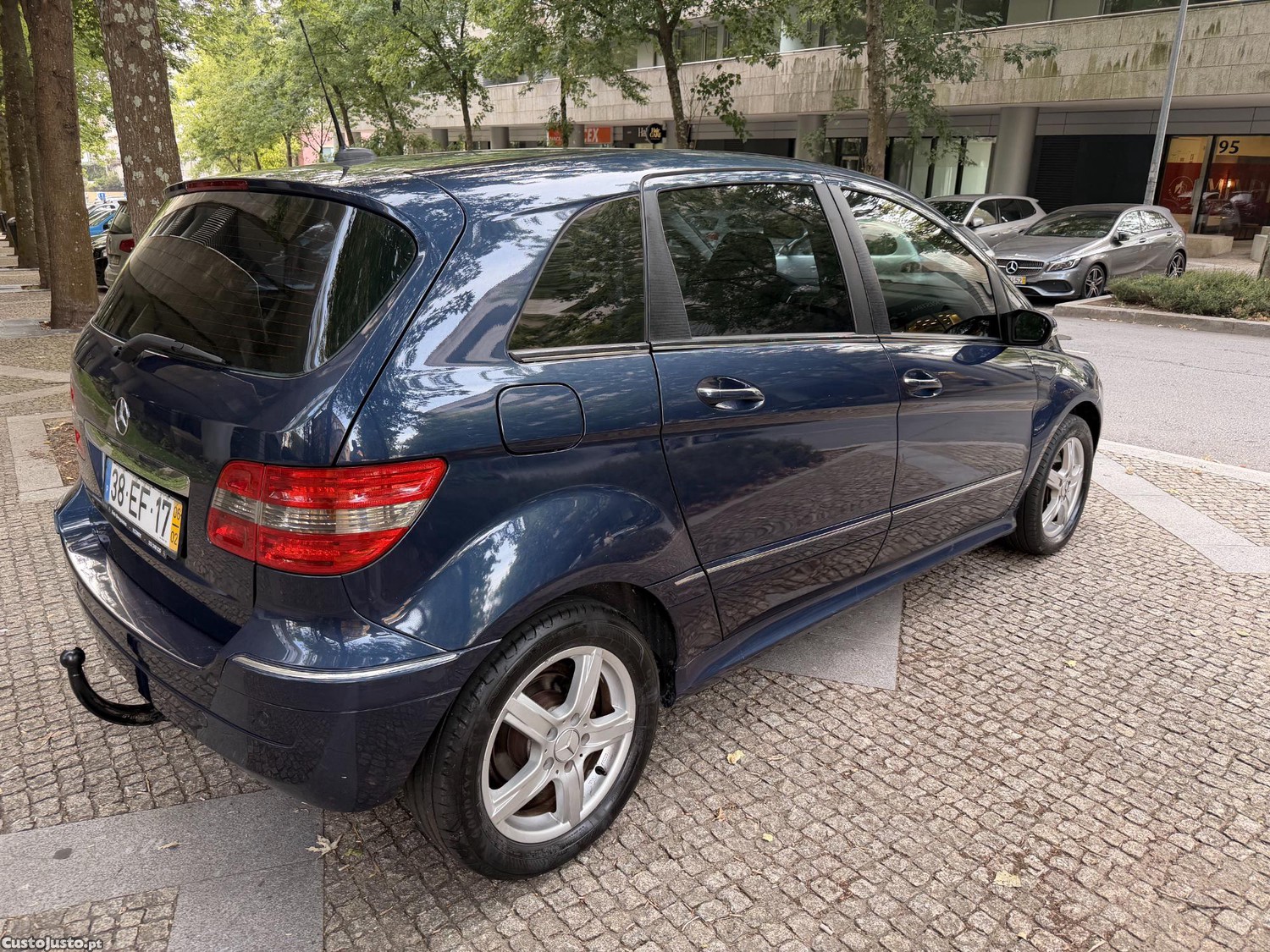 Mercedes-Benz B 180 CDi Autotronic — photo 5