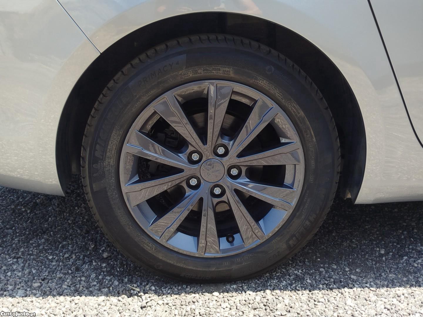 Peugeot 308 1.2 PureTech Style — fotografia 15