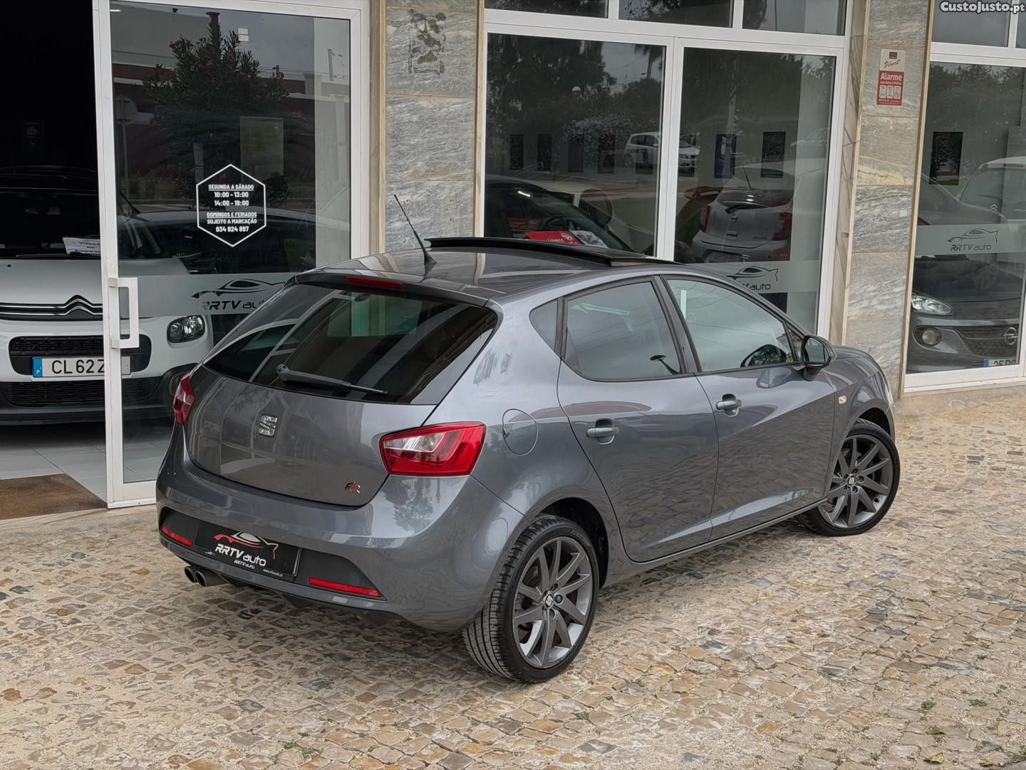 Seat Ibiza 1.6 TDI FR 30 Anos - 14 foto 4