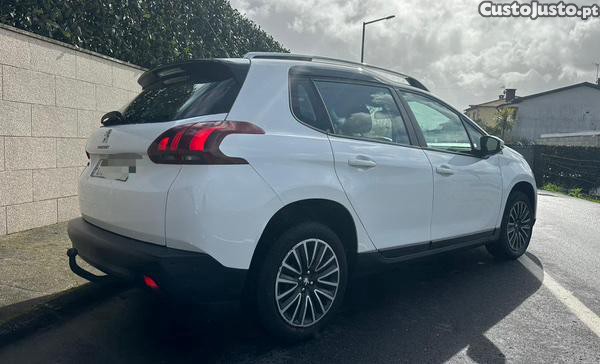 Peugeot 2008 1.2 Style 110cv caixa 6 velocidades — fotografia 5