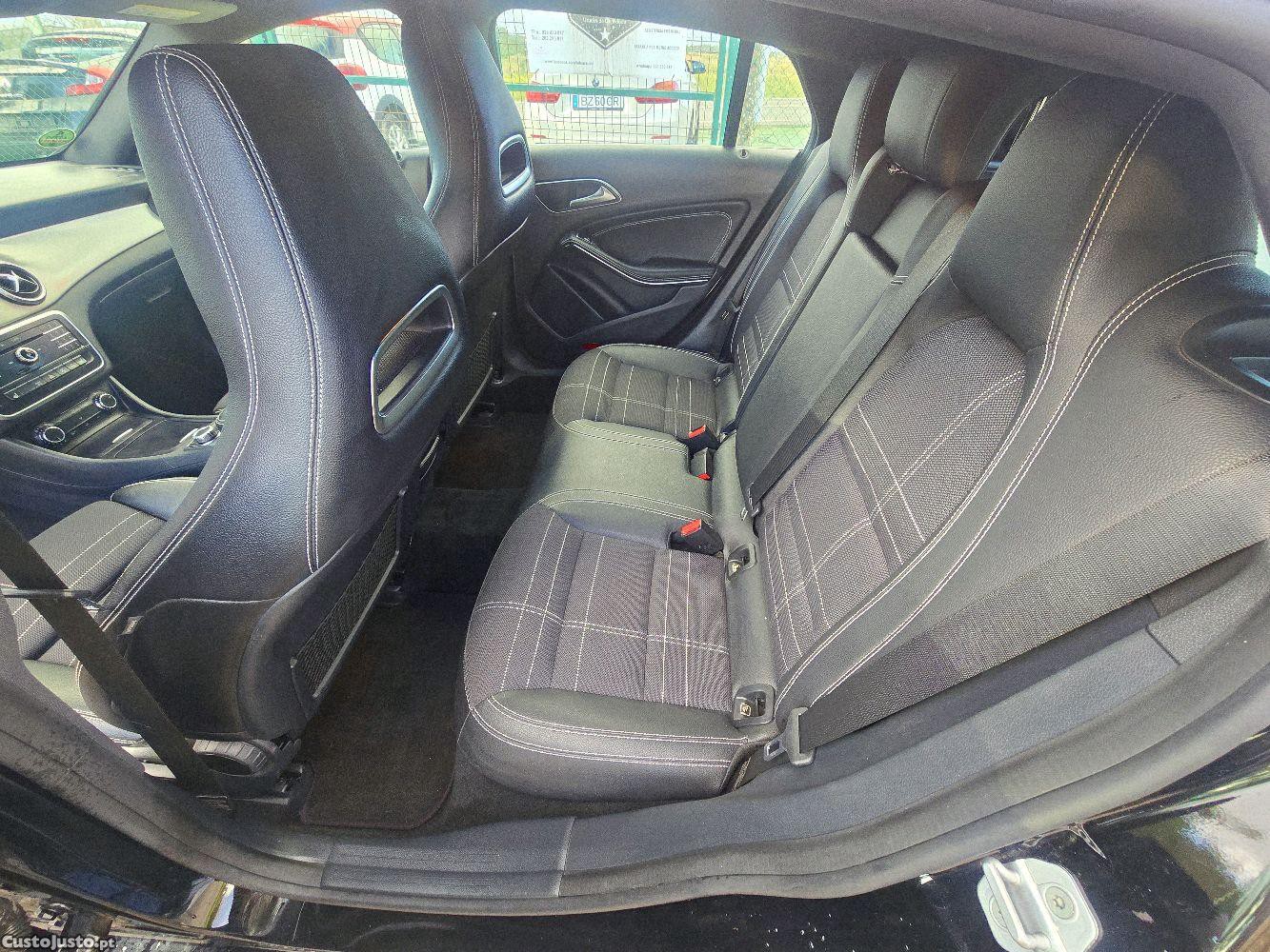 Mercedes-Benz CLA 220 ShottingBrake — fotografia 6