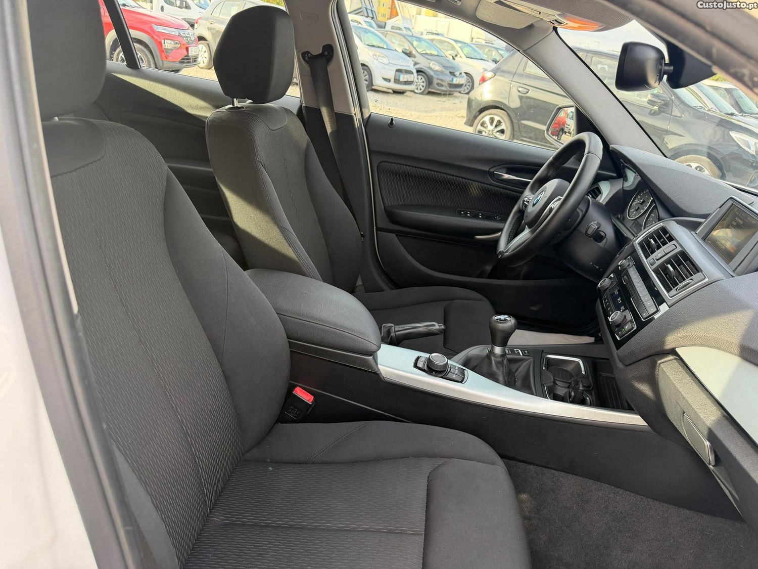 BMW 116 i — fotografia 3