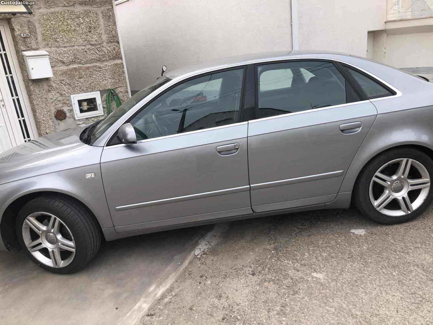 Audi A4 S Line — photo 2