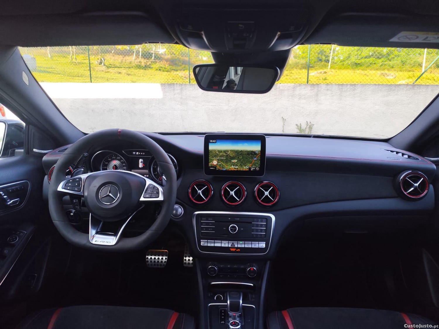 Mercedes-Benz GLA 45 AMG EDITION — fotografia 5