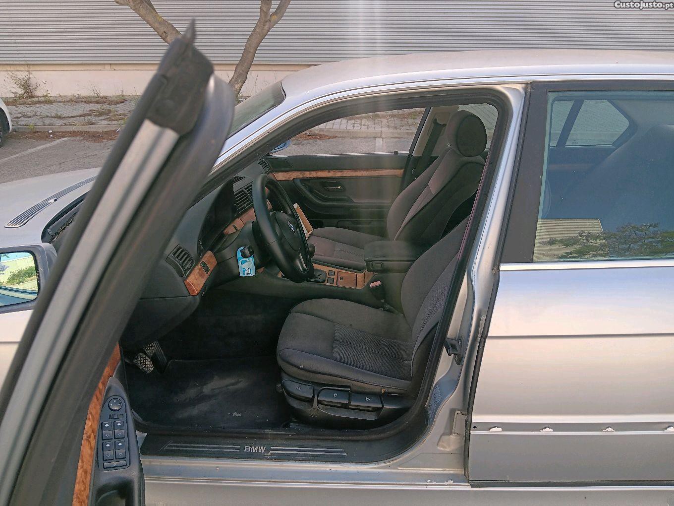 BMW 730 i e38 cx manual (ler descrição) — fotografia 3