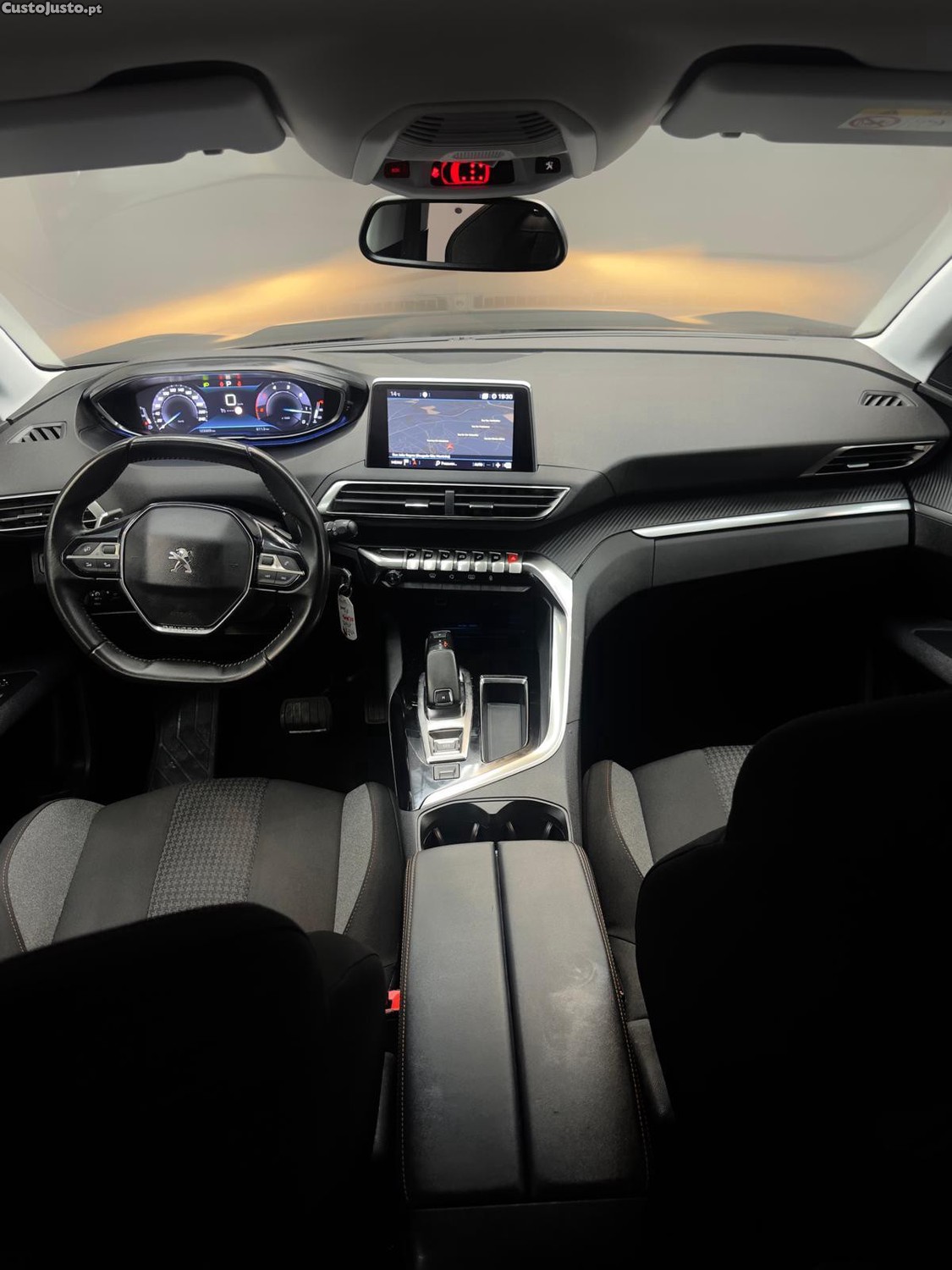 Peugeot 5008 1.5 bluehdi EAT8 Active Pack — fotografia 14