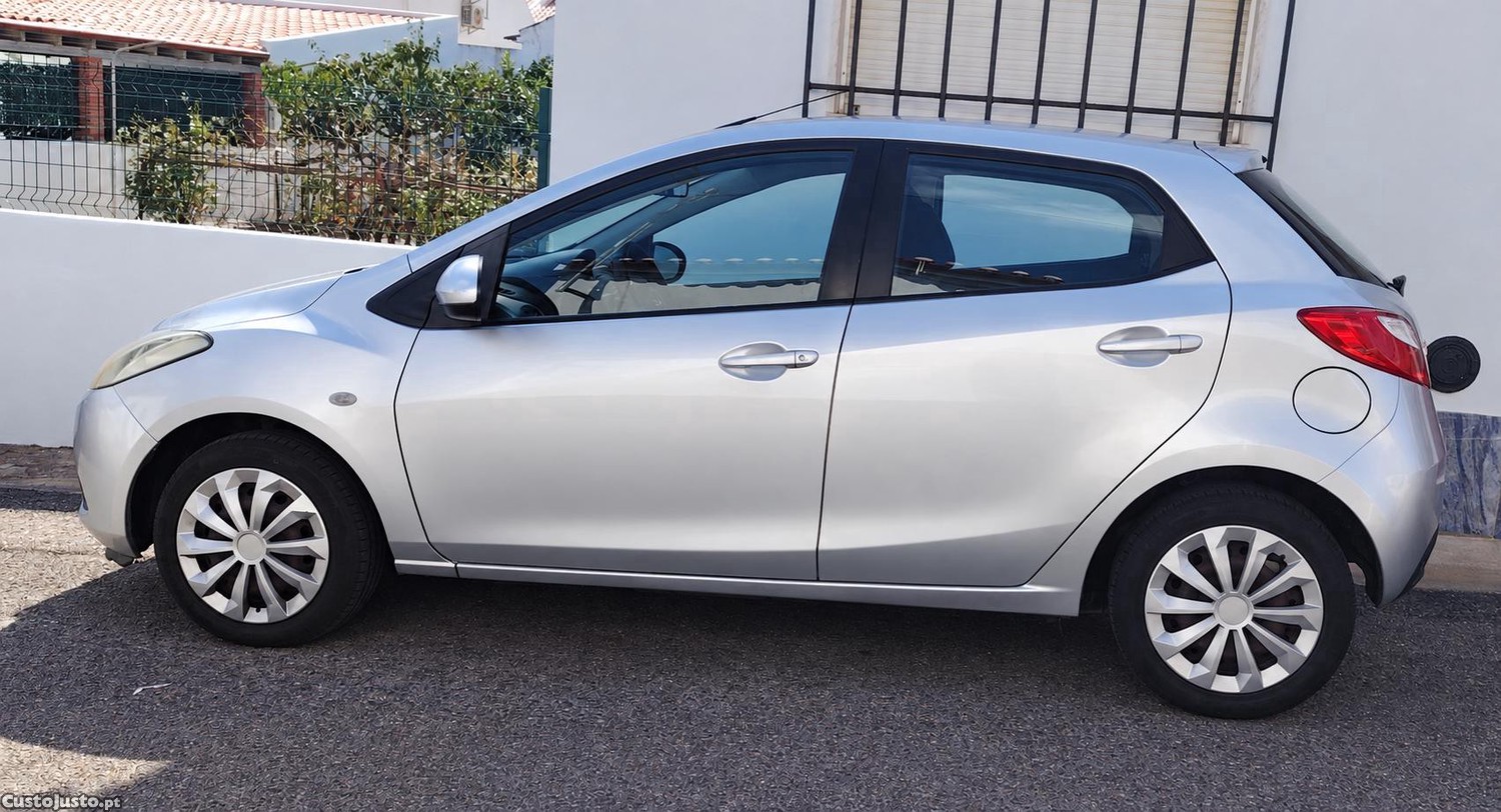 Mazda 2 Confort — photo 3