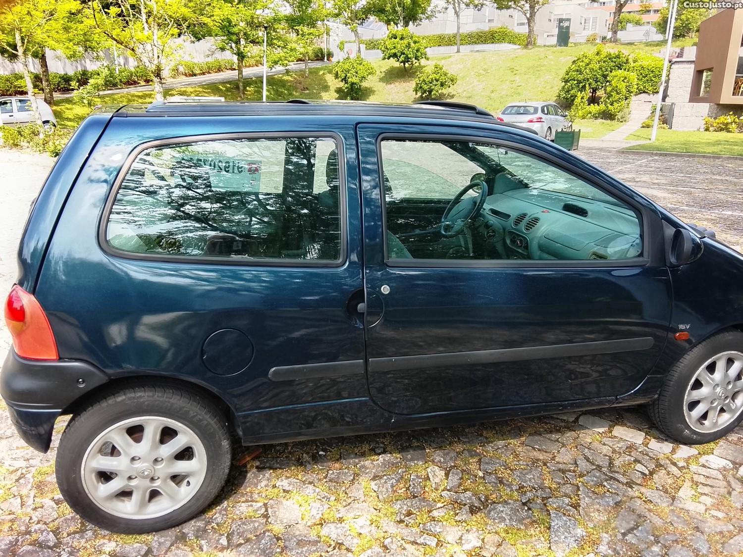 Renault Twingo - — fotografia 3