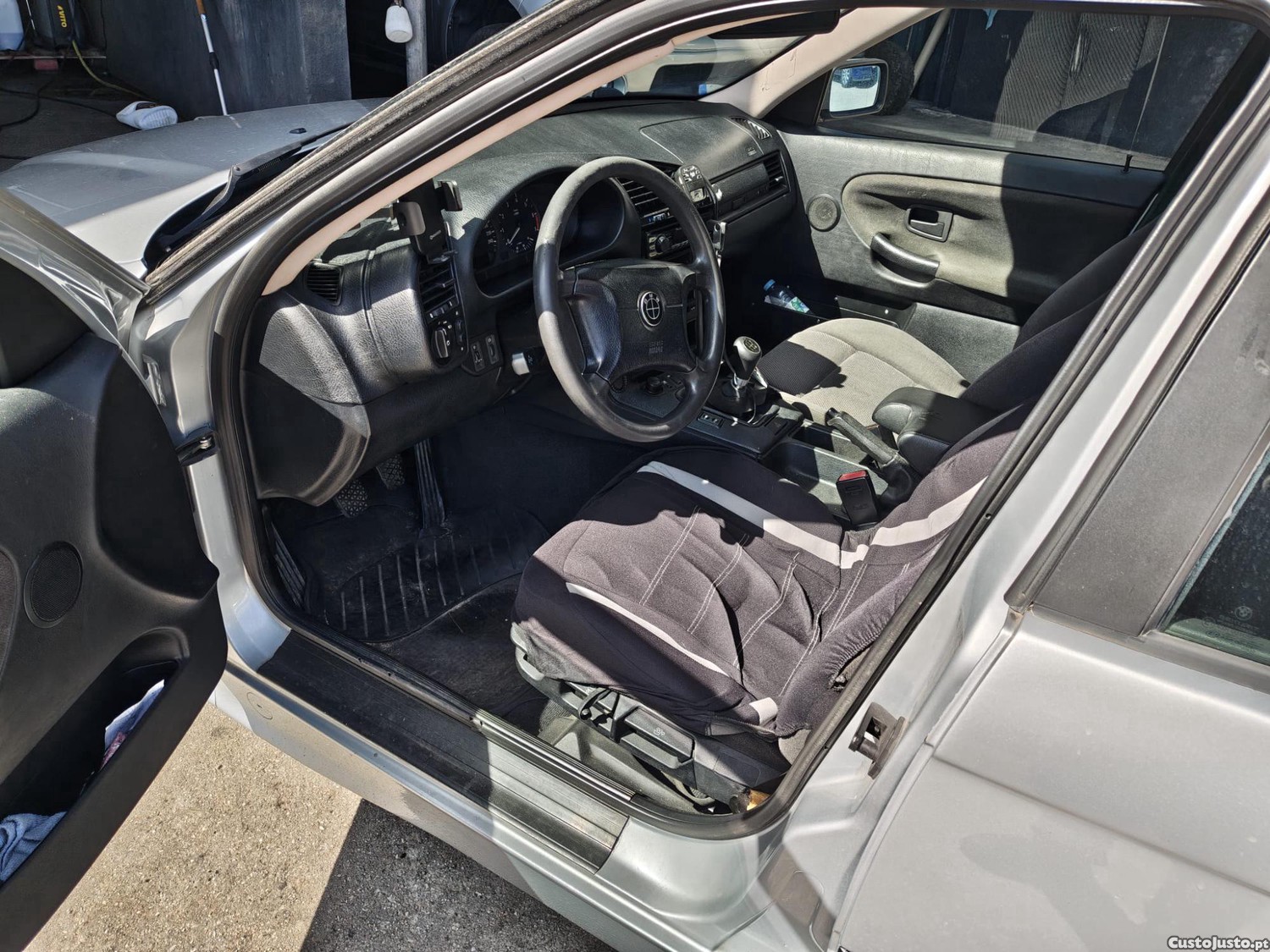 BMW 318 I (3C) — photo 4