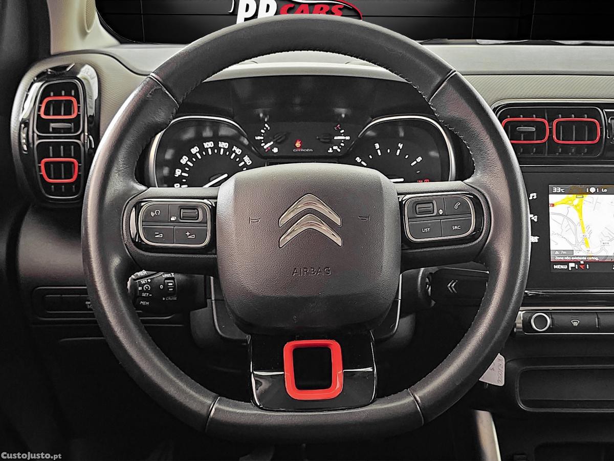 Citroën C3 Aircross 1.2 PureTech Shine P — fotografia 13