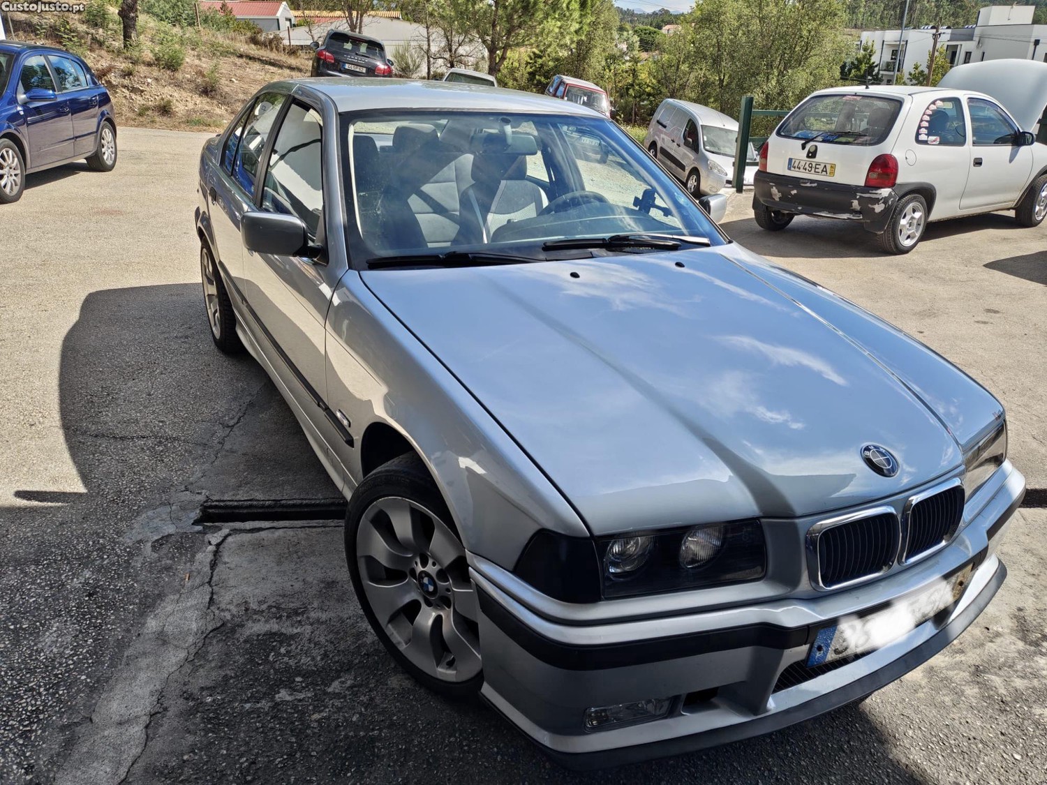 BMW 318 I (3C) — photo 2