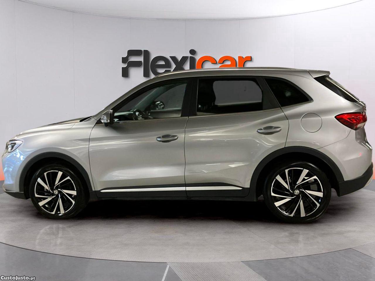 MG ZS 1.5 Hybrid+ Luxury - 25 — photo 5