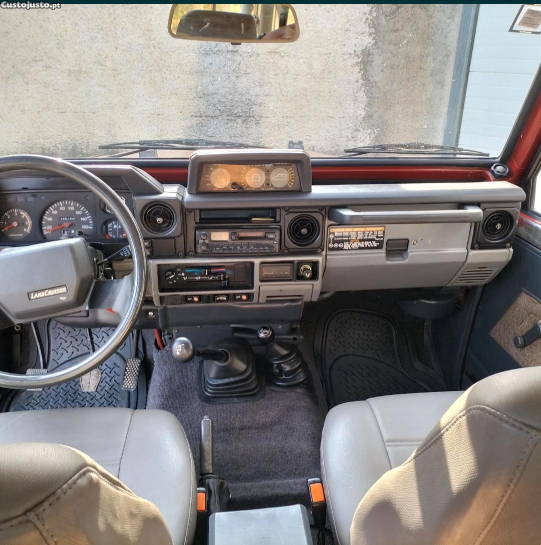 Toyota Land Cruiser bj73 Cabrio hard top - 88 — photo 5