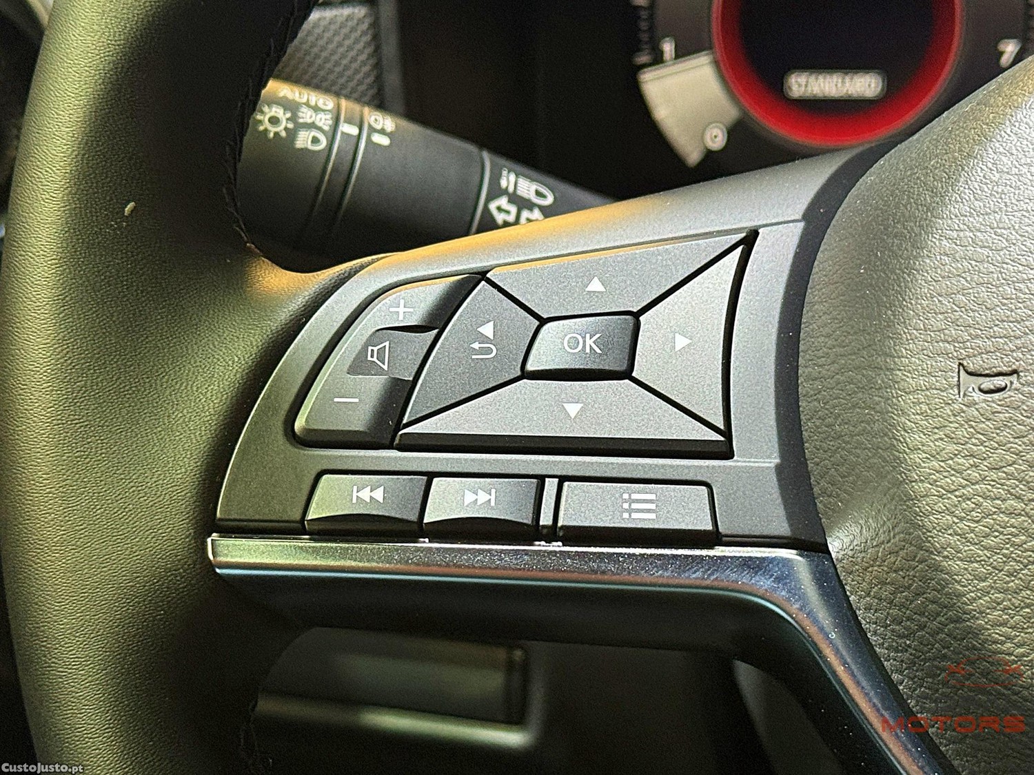 Nissan Juke 1.0 DIG-T N-Connecta NAV. — fotografia 4