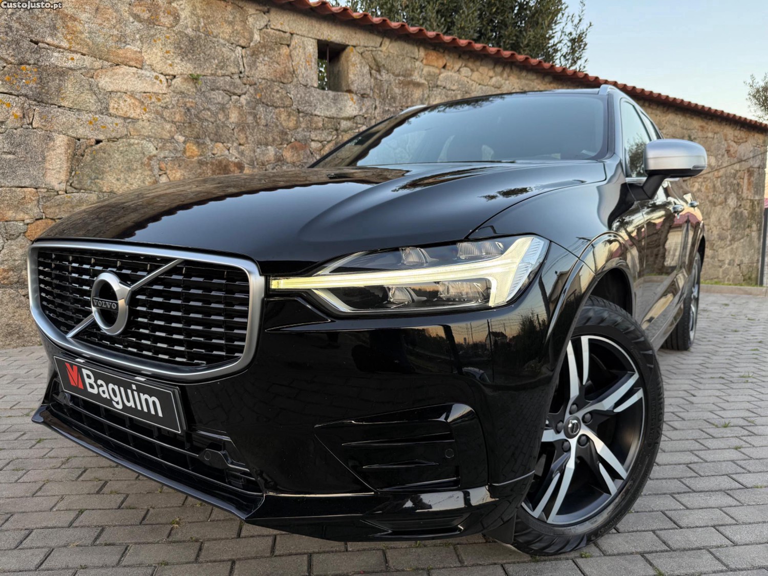 Volvo XC60 D4 R-Design Geartronic - 18 — photo 2