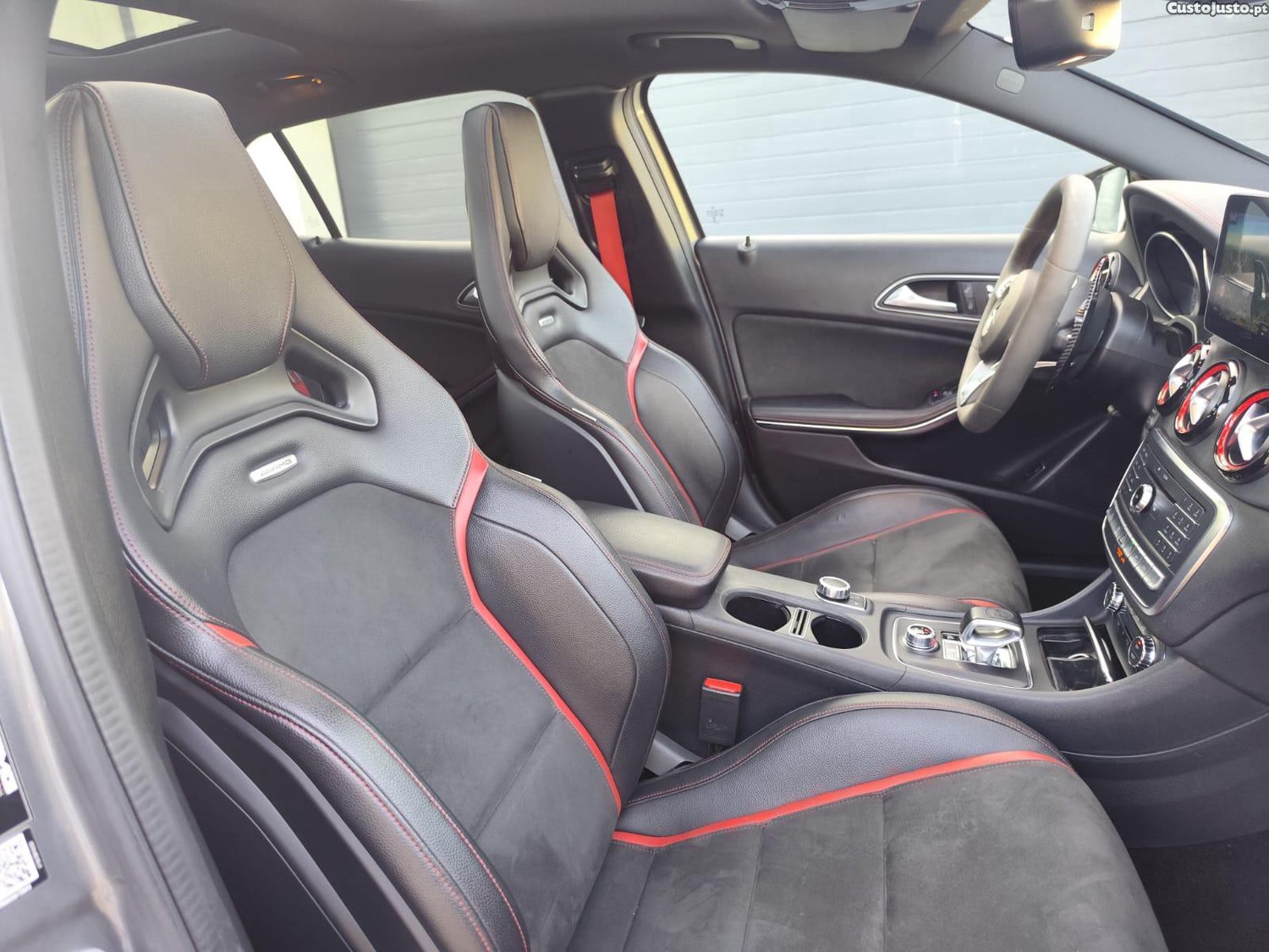 Mercedes-Benz GLA 45 AMG EDITION — fotografia 4
