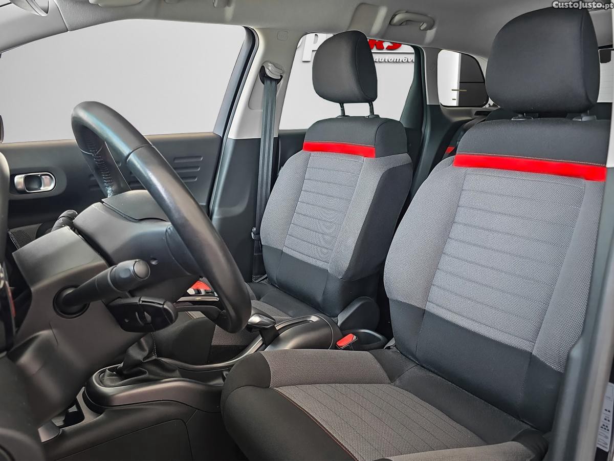 Citroën C3 Aircross 1.2 PureTech Shine P — fotografia 12