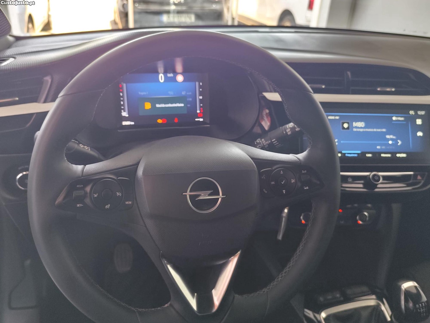 Opel Corsa 1.2 T GS — fotografia 2