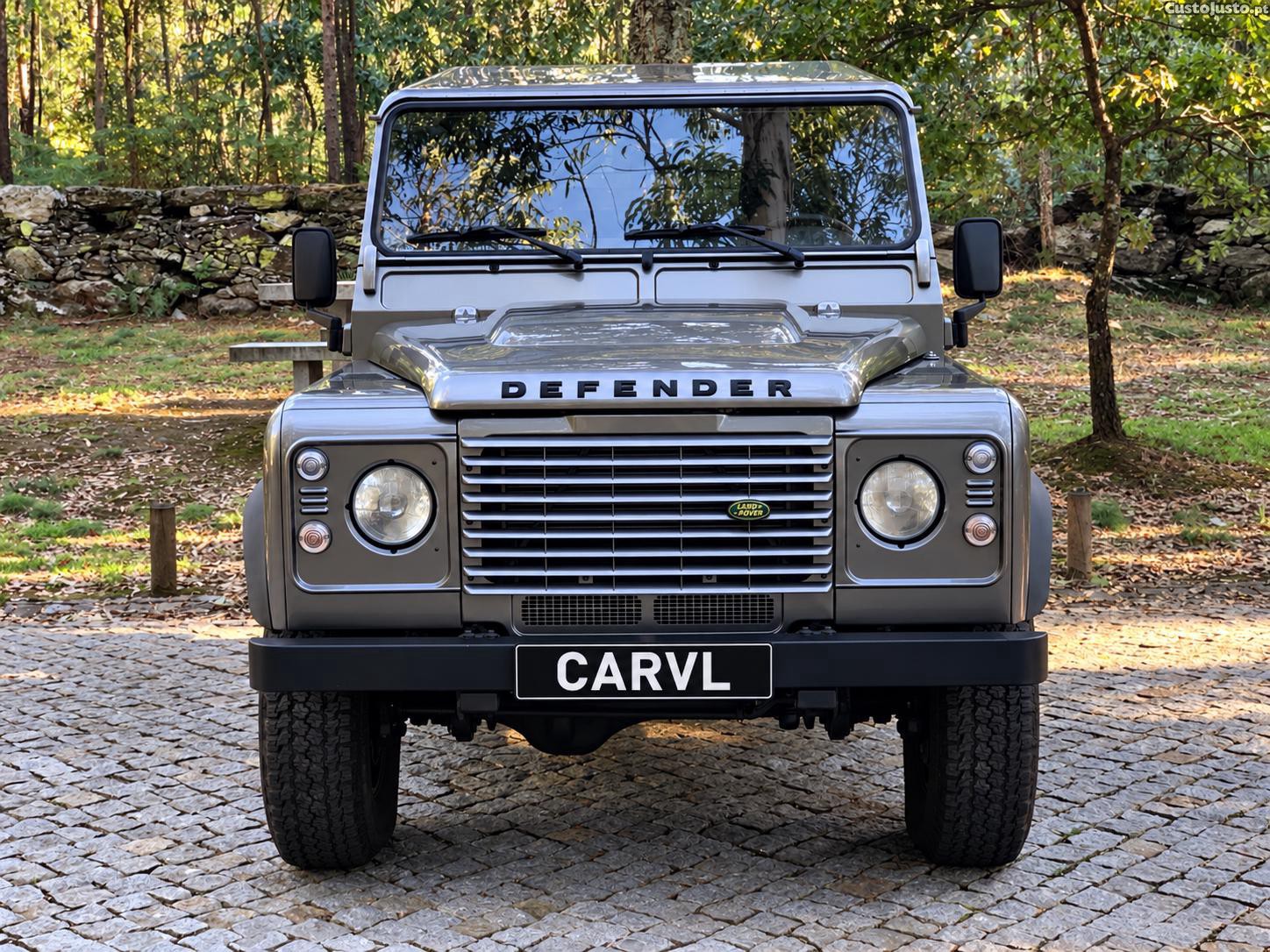 Land Rover Defender 90 2.4 CRD SE - 08 — photo 2