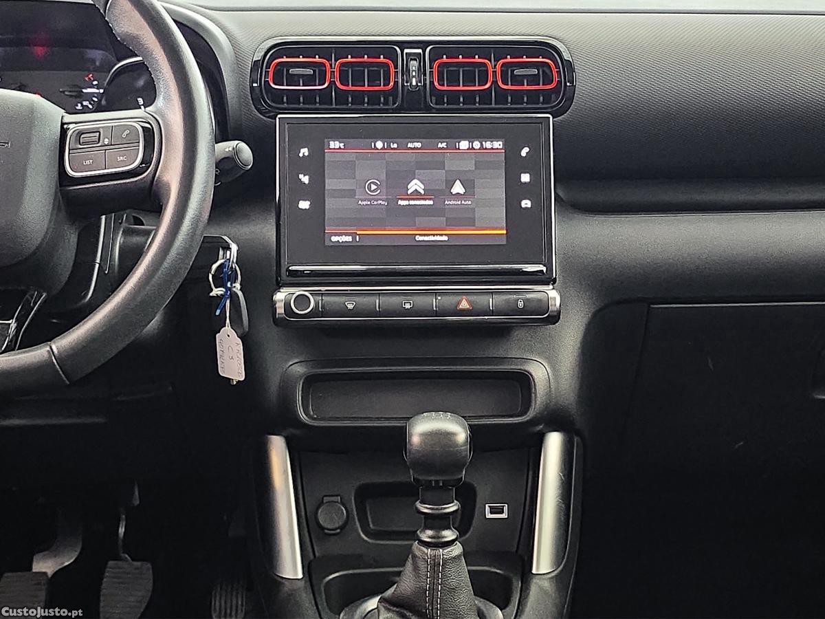 Citroën C3 Aircross 1.2 PureTech Shine P — fotografia 11