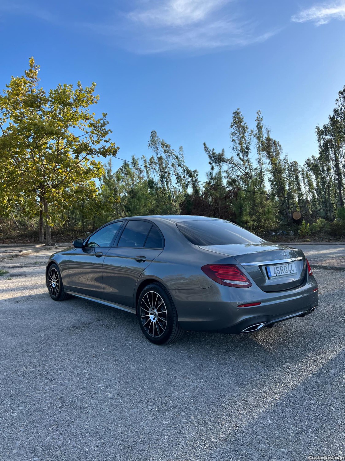 Mercedes-Benz E 220 AMG - 16 — photo 2