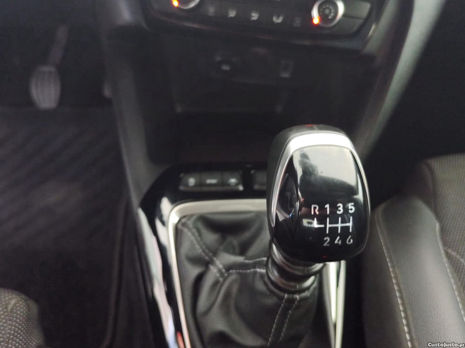 Opel Corsa 1.2 T GS — fotografia 4