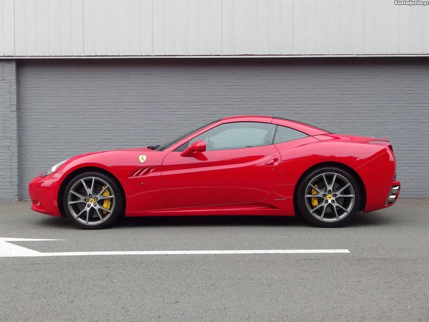 Ferrari California V8 - 13 foto 2