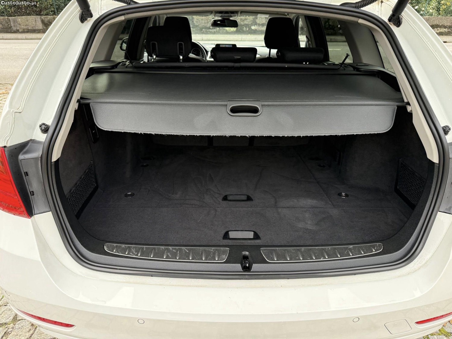 BMW 316 D Touring Line Sport — fotografia 2