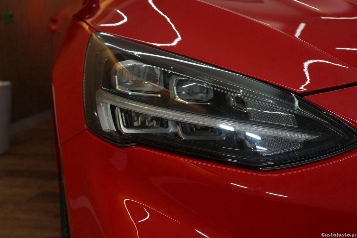 Ford Focus 1.0 EcoBoost S&S ST-LINE — fotografia 15