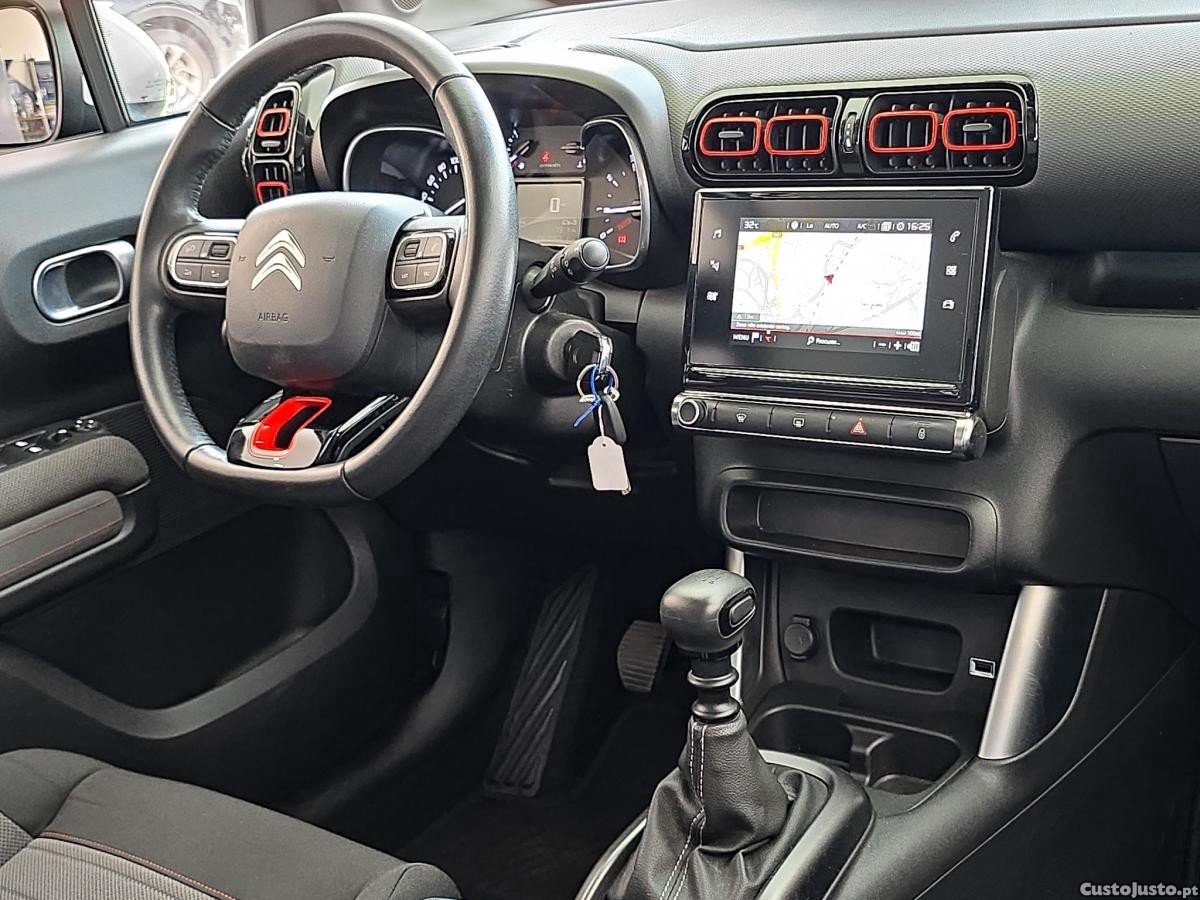 Citroën C3 Aircross 1.2 PureTech Shine P — fotografia 10