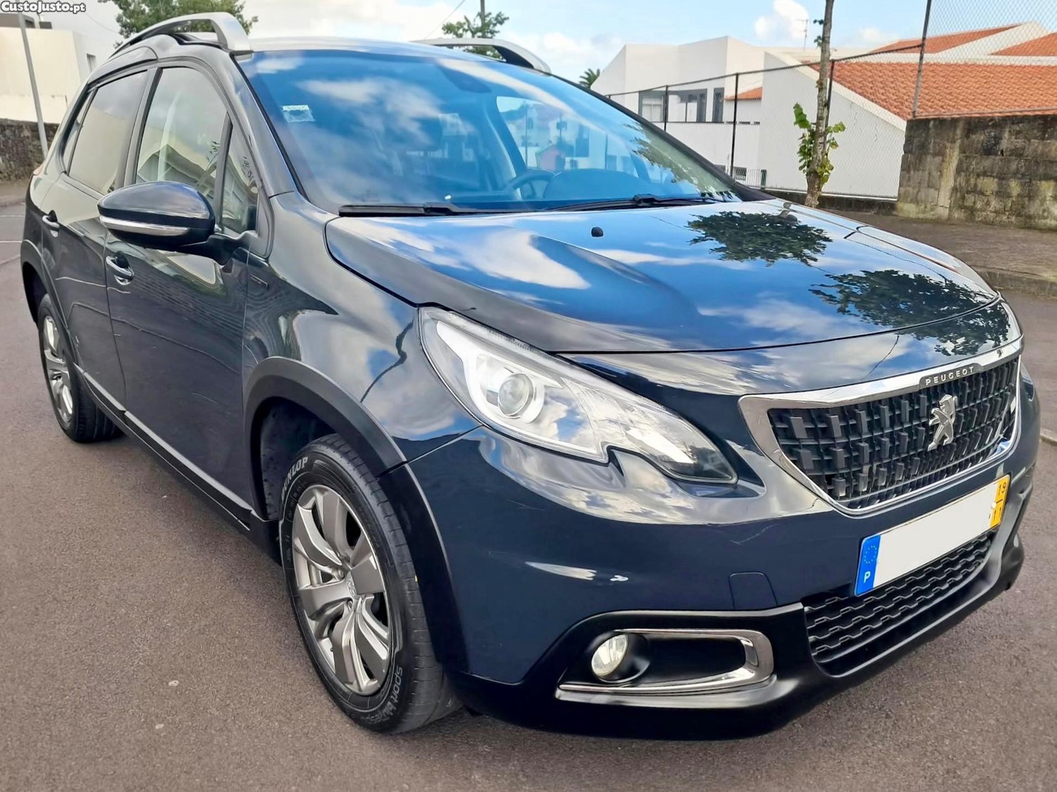Peugeot 2008 1.2 Puretech, estado NOVO, Poucos KM s - 19 — photo 4