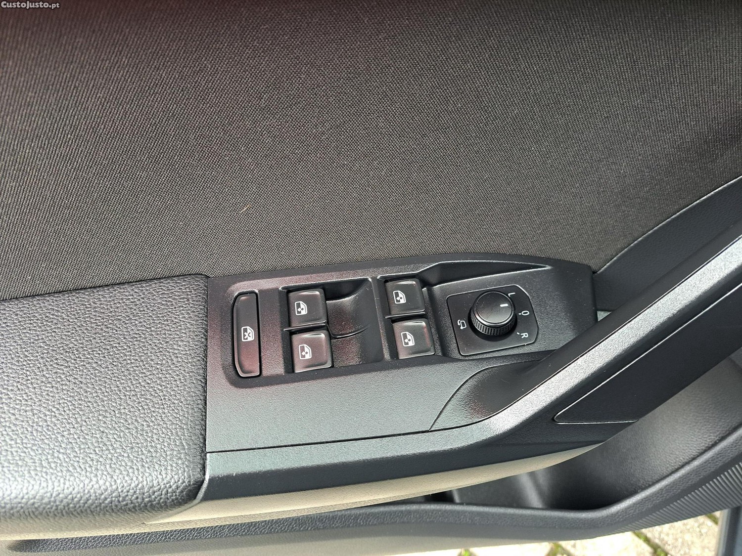 SEAT Ibiza 1.0 TSI FR — fotografia 20