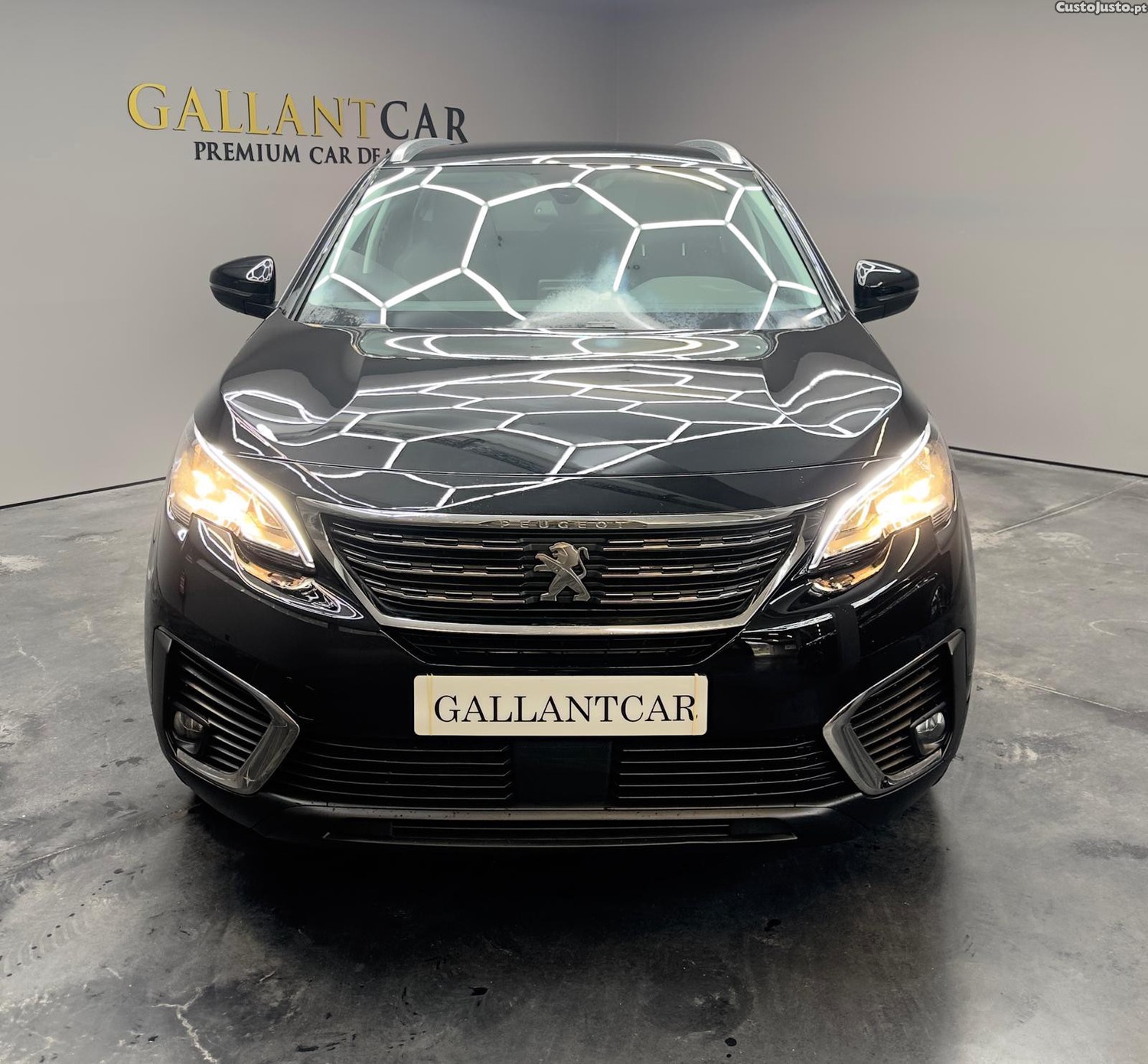 Peugeot 5008 1.5 bluehdi EAT8 Active Pack — fotografia 21