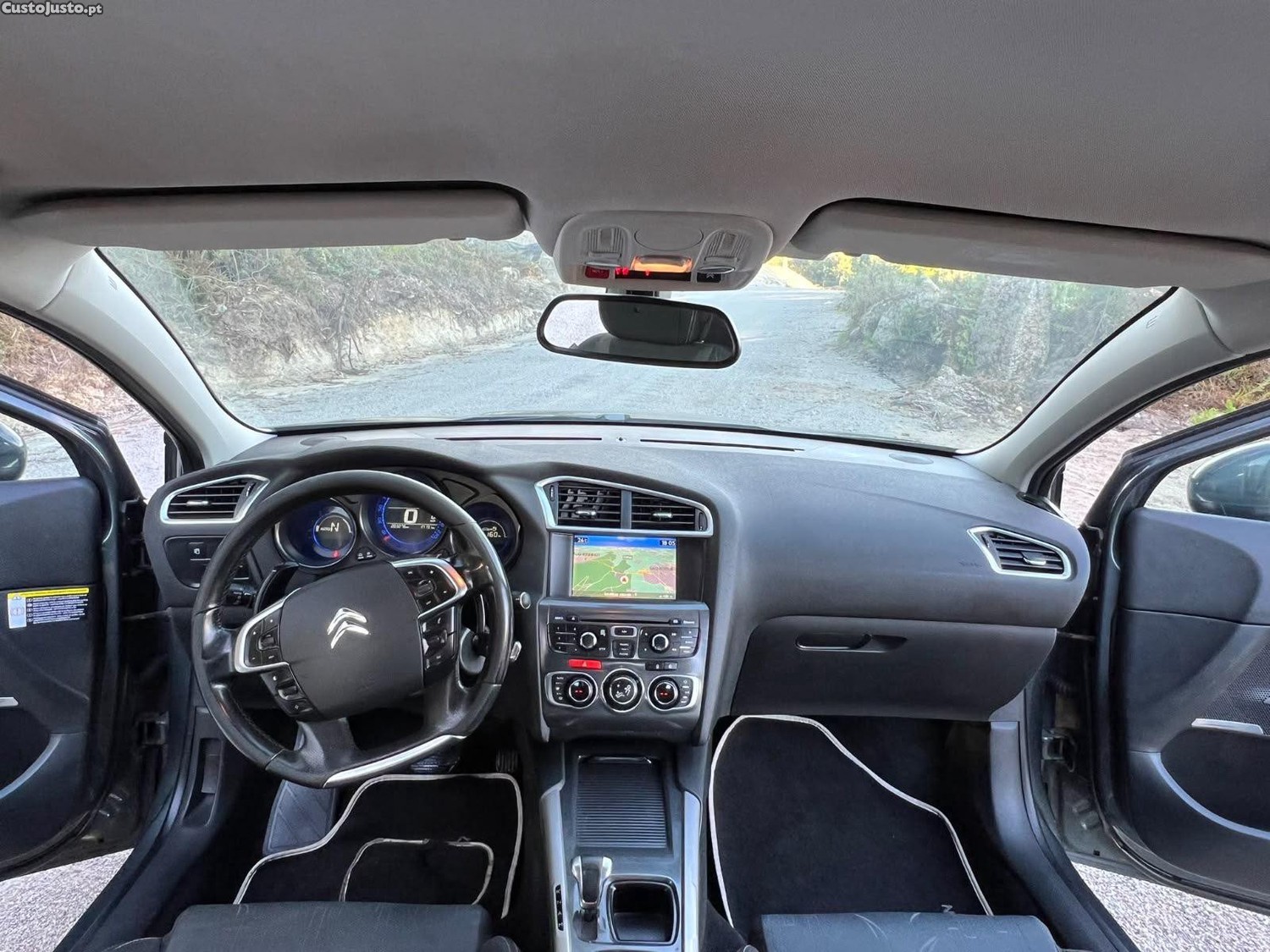 Citroën C4 II — fotografia 7