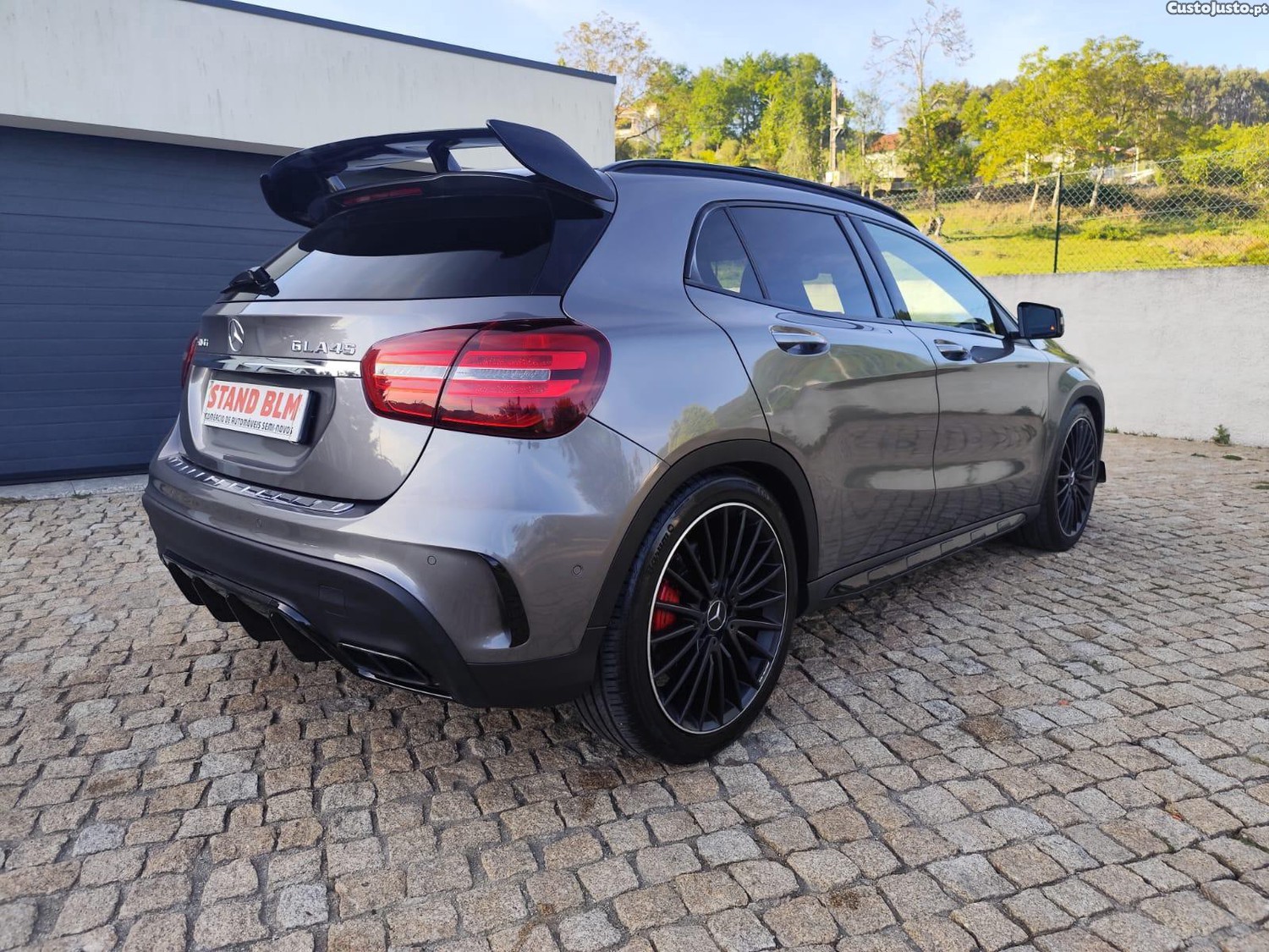 Mercedes-Benz GLA 45 AMG EDITION — fotografia 8