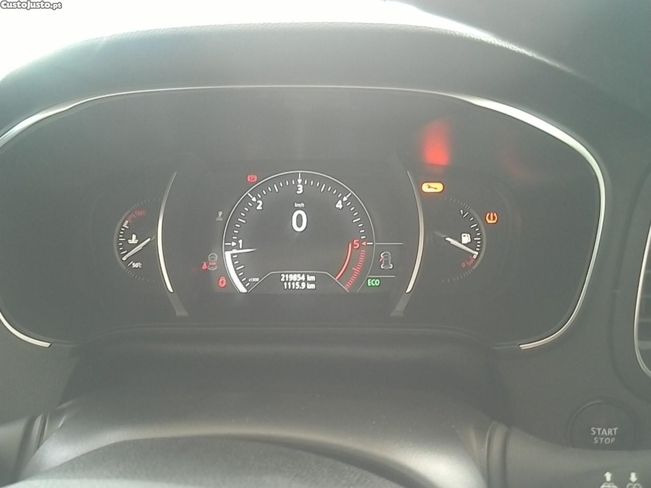 Renault Mégane Sport Tourer 1.5 Blue DCI Limited 115cv — fotografia 16