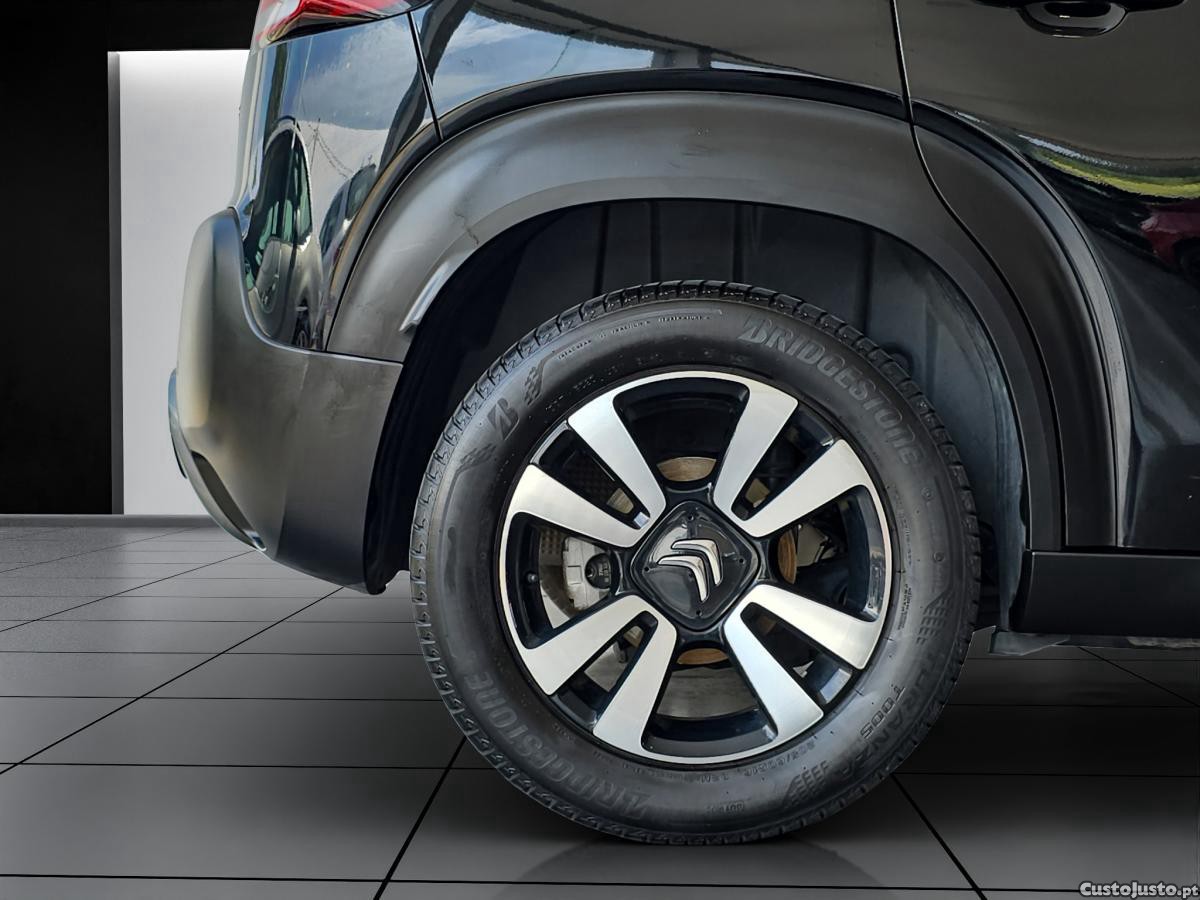 Citroën C3 Aircross 1.2 PureTech Shine P — fotografia 4