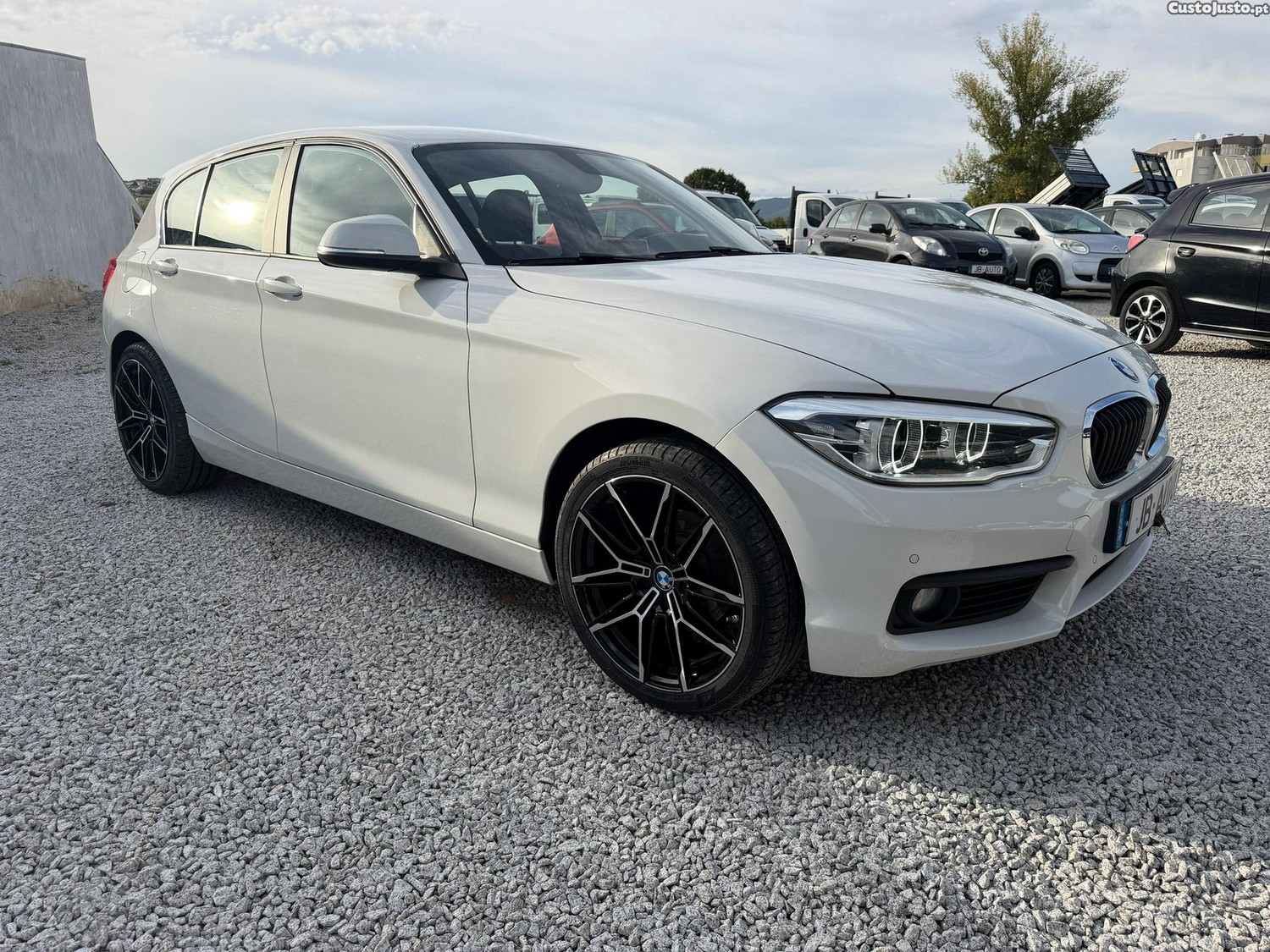 BMW 116 i — fotografia 11