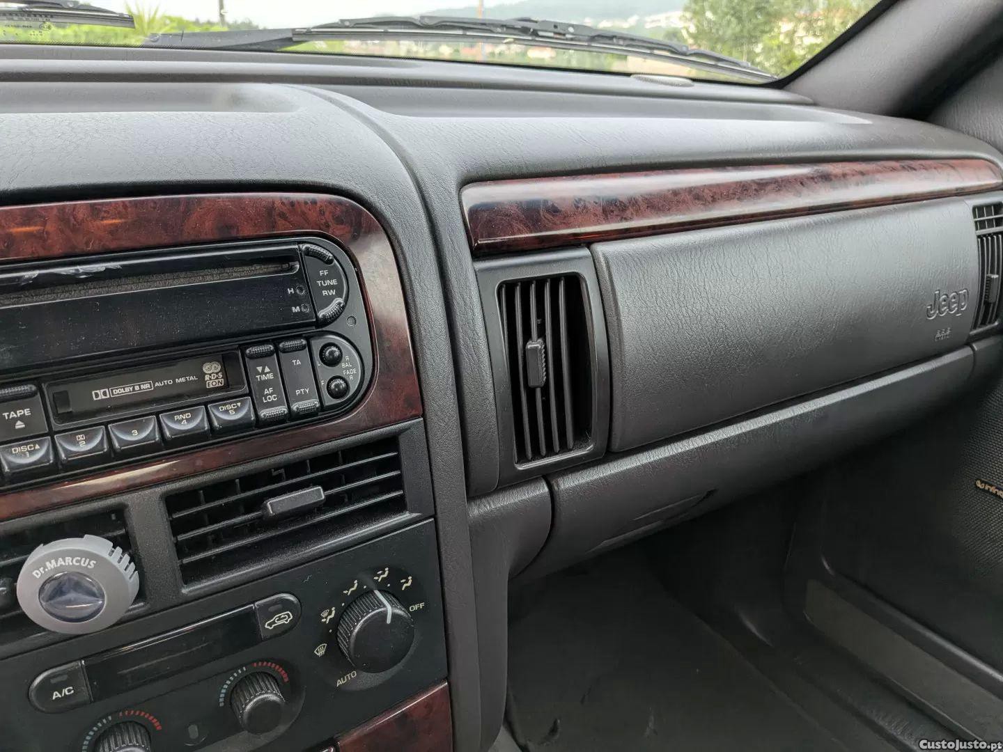Jeep Grand Cherokee Limited 1.9 tdi manual — fotografia 5