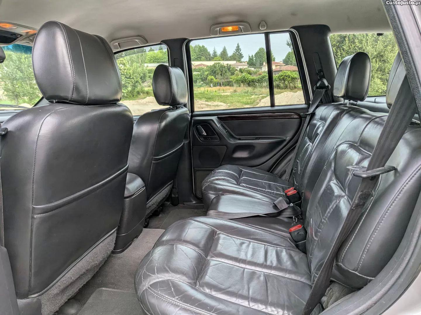 Jeep Grand Cherokee Limited 1.9 tdi manual — fotografia 6