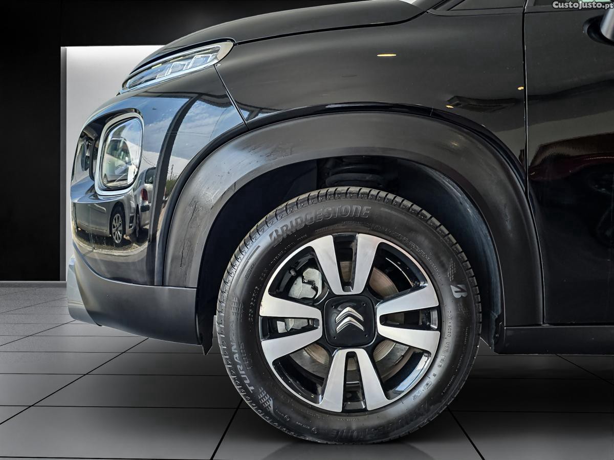 Citroën C3 Aircross 1.2 PureTech Shine P — fotografia 7